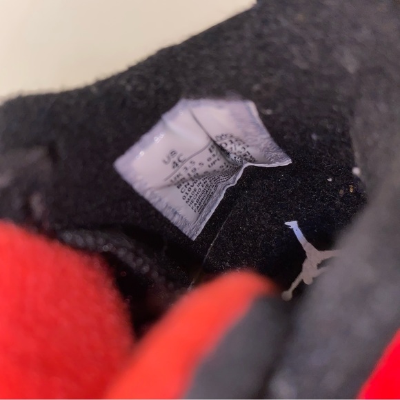 Jordan 4 Retro Red Thunder (4C Baby) - Picture 4 of 8